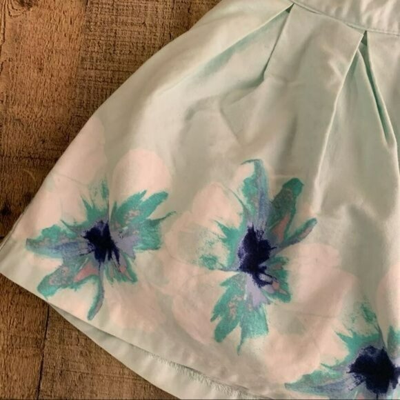 Janie And Jack Girls Size 4 Blue And White Floral Skirt - Picture 5 of 6